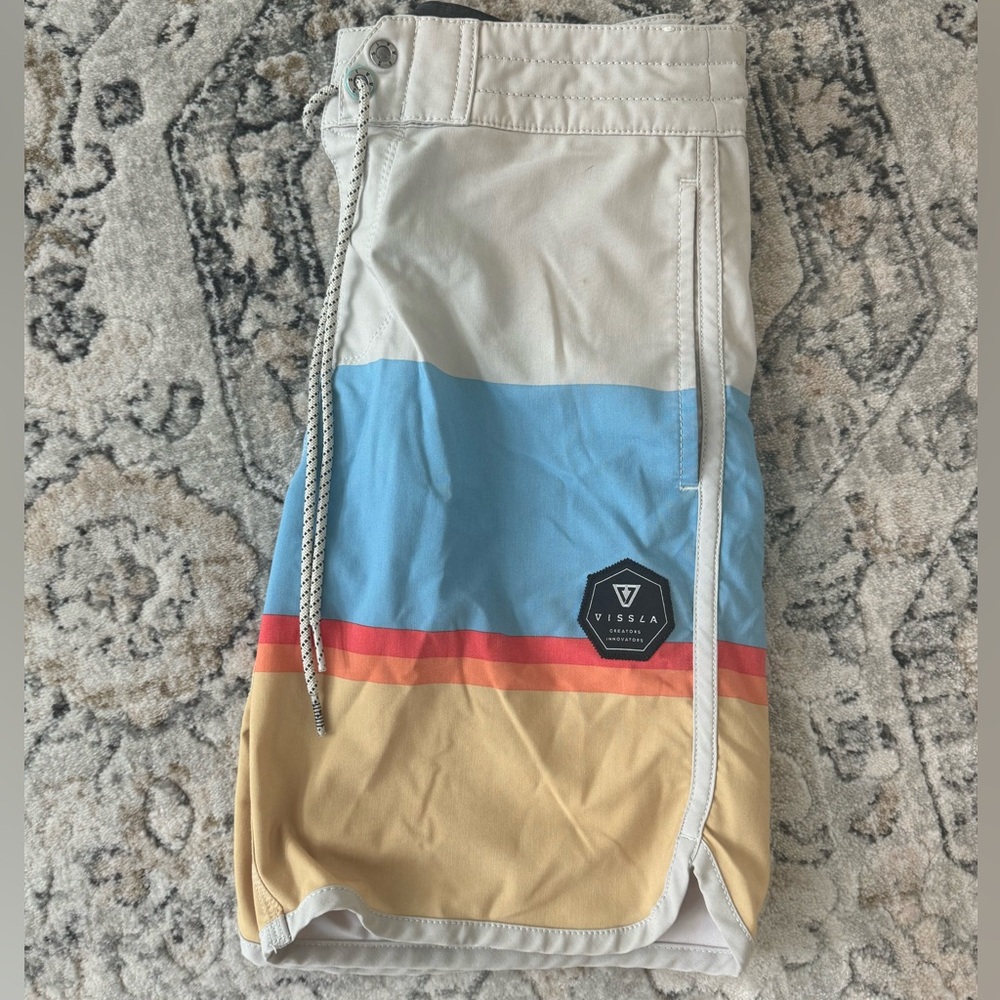Vissla size 25 boys swim shorts